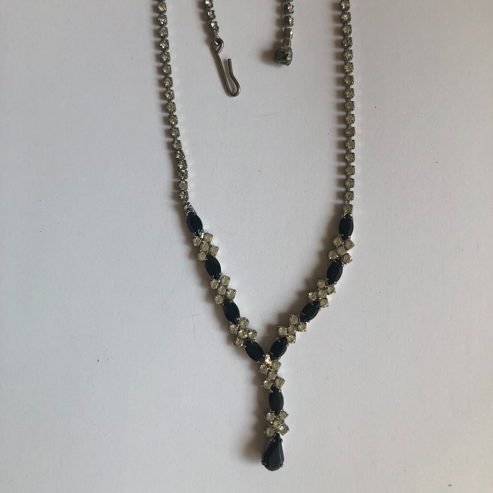 Vintage black & clear rhinestones Y-drop necklace